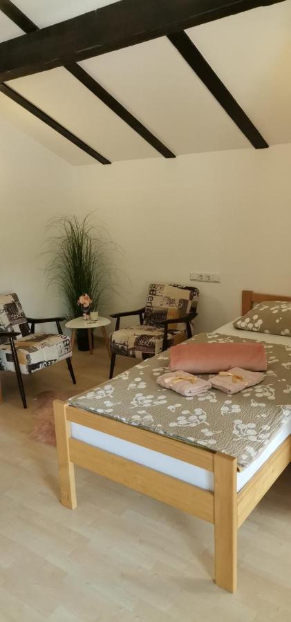 Naid Apartmani Kulen Vakuf Exterior photo